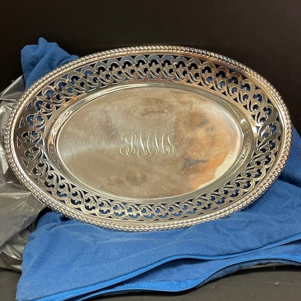 Antique‎ Manning-Bowman EPNS Silverplated Footed Bread Tray Basket Monogram